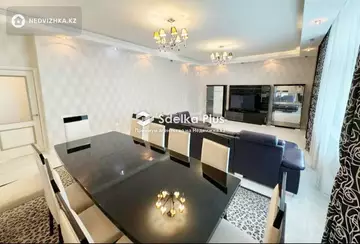 3-комнатная квартира, этаж 5 из 23, 135 м²