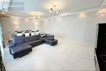 3-комнатная квартира, этаж 5 из 23, 135 м²