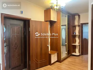 2-комнатная квартира, этаж 4 из 10, 66 м²