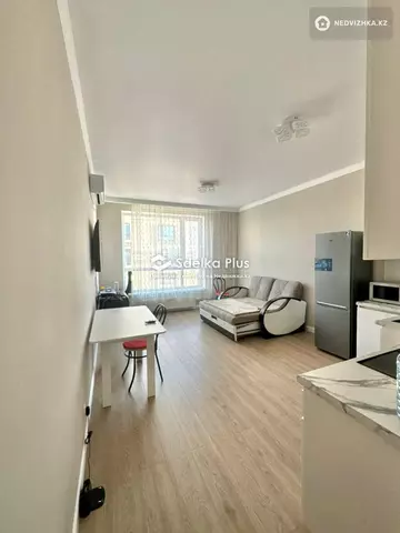 2-комнатная квартира, этаж 9 из 15, 49 м²