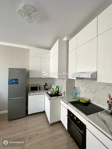 2-комнатная квартира, этаж 9 из 15, 49 м²