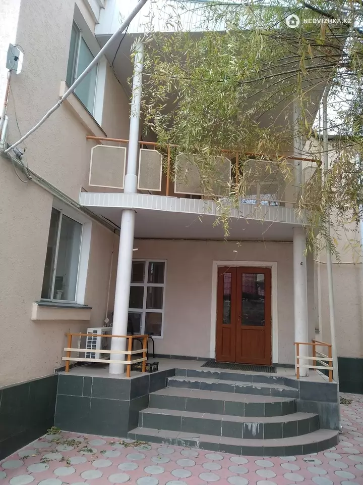 609 м², 11-комнатный дом, 14 соток, 609 м², изображение - 1