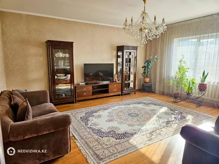 235 м², 5-комнатный дом, 235 м², изображение - 1