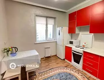 1-комнатная квартира, этаж 8 из 21, 41 м²