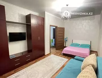 1-комнатная квартира, этаж 8 из 21, 41 м²