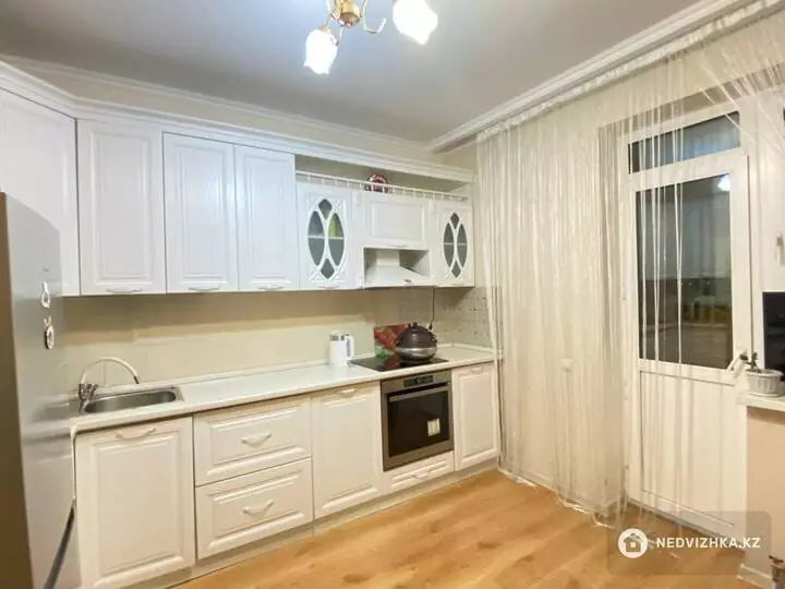 80 м², 3-комнатная квартира, этаж 8 из 9, 80 м², изображение - 1