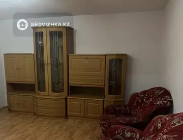 2-комнатная квартира, этаж 4 из 5, 39 м², на длительный срок