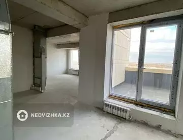 4-комнатная квартира, этаж 15 из 25, 150 м²