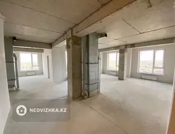 4-комнатная квартира, этаж 15 из 25, 150 м²