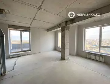 4-комнатная квартира, этаж 15 из 25, 150 м²