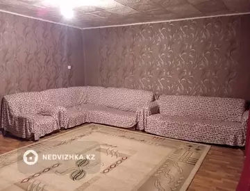 5-комнатный дом, 4 соток, 150 м², на длительный срок