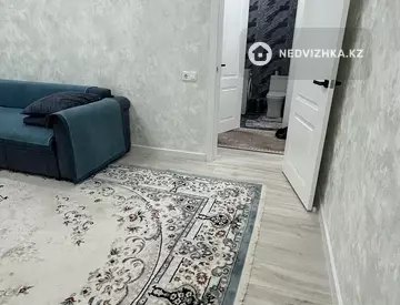 2-комнатная квартира, этаж 8 из 12, 55 м², на длительный срок