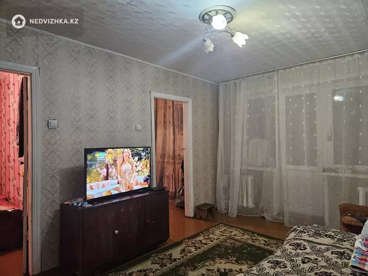 48 м², 3-комнатная квартира, этаж 2 из 5, 48 м², изображение - 1