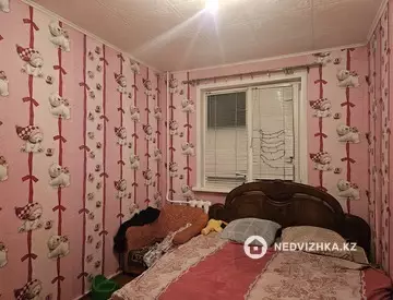 3-комнатная квартира, этаж 2 из 5, 48 м²