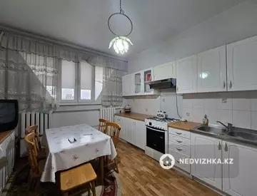 2-комнатная квартира, этаж 9 из 9, 62 м²