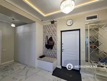 2-комнатная квартира, этаж 9 из 12, 68 м²