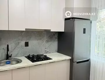 3-комнатная квартира, этаж 2 из 4, 60 м²