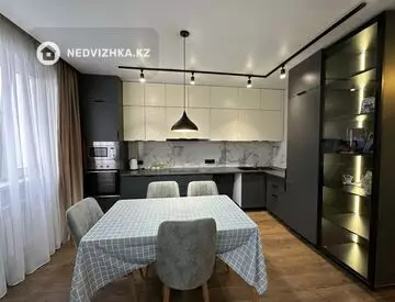 2-комнатная квартира, этаж 2 из 10, 60 м²