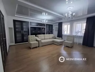 3-комнатная квартира, этаж 7 из 10, 120 м²