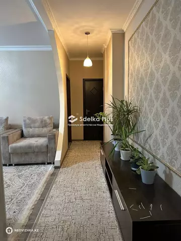 3-комнатная квартира, этаж 5 из 10, 80 м²