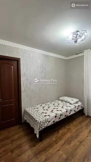 4-комнатная квартира, этаж 3 из 9, 80 м²