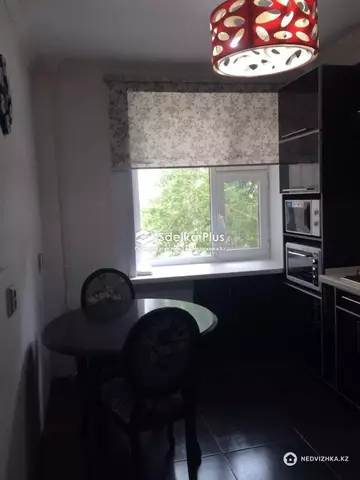 4-комнатная квартира, этаж 3 из 9, 80 м²