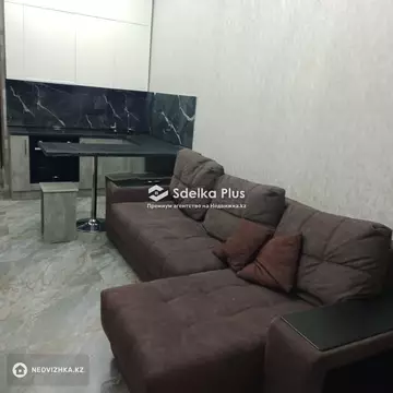 2-комнатная квартира, этаж 4 из 12, 46 м²