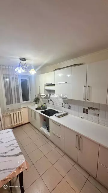 3-комнатная квартира, этаж 6 из 10, 80 м²