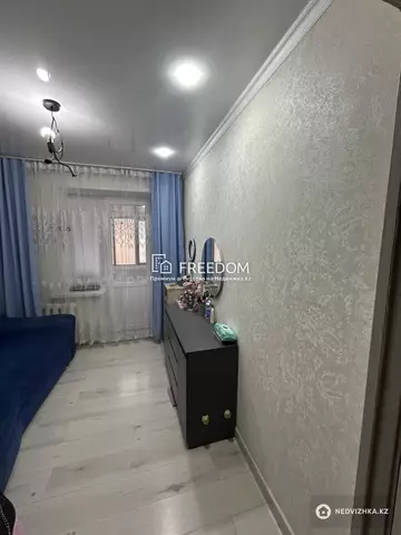 2-комнатная квартира, этаж 4 из 5, 43 м²