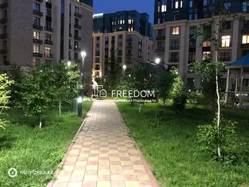 4-комнатная квартира, этаж 3 из 7, 114 м²