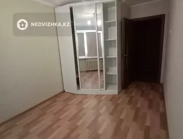 2-комнатная квартира, этаж 4 из 5, 42 м²