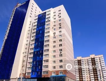 1-комнатная квартира, этаж 11 из 17, 42 м²