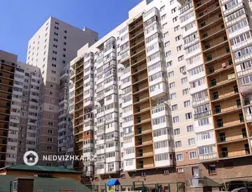 1-комнатная квартира, этаж 11 из 17, 42 м²