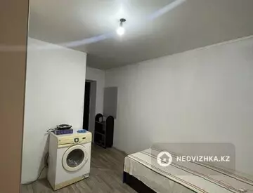 1-комнатная квартира, этаж 1 из 3, 13 м²