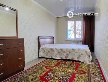 2-комнатная квартира, этаж 3 из 5, 45 м²