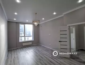 1-комнатная квартира, этаж 10 из 12, 44 м²