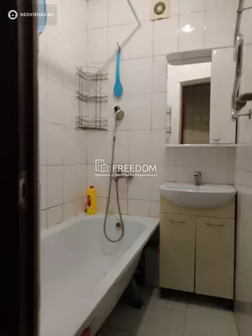 2-комнатная квартира, этаж 2 из 5, 44 м²