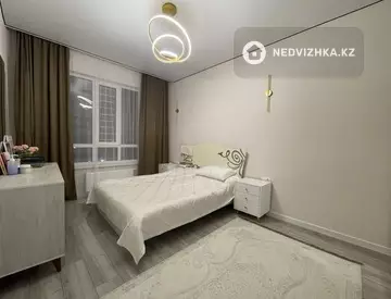 2-комнатная квартира, этаж 7 из 12, 64 м²