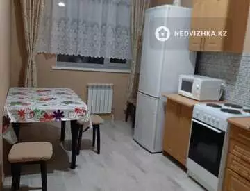 2-комнатная квартира, этаж 9 из 9, 54 м²