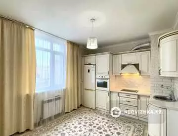 1-комнатная квартира, этаж 3 из 8, 42 м²