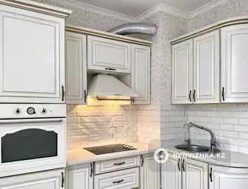 1-комнатная квартира, этаж 3 из 8, 42 м²