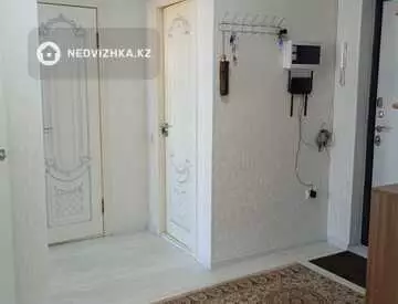 3-комнатная квартира, этаж 6 из 9, 60 м²