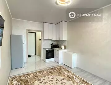 4-комнатная квартира, этаж 9 из 9, 39 м²