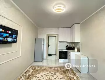 4-комнатная квартира, этаж 9 из 9, 39 м²