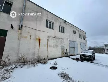 Производственное помещение, этаж 1 из 3, 1 900 м²