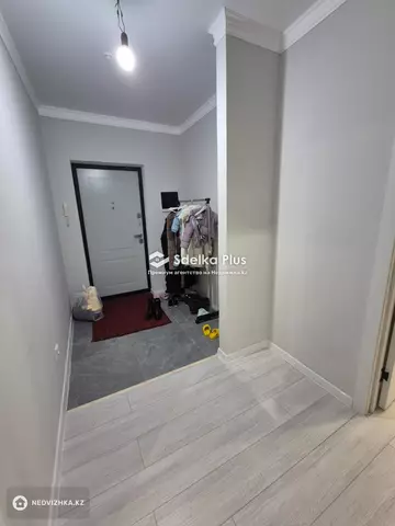 2-комнатная квартира, этаж 3 из 9, 49 м²