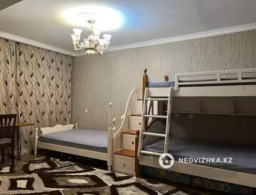 4-комнатная квартира, этаж 1 из 5, 113 м²