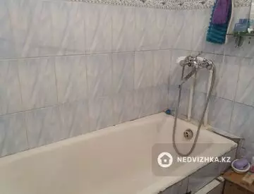 2-комнатная квартира, этаж 3 из 5, 54 м²