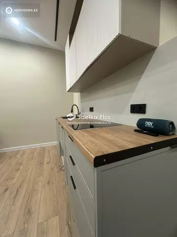 2-комнатная квартира, этаж 4 из 20, 60 м²