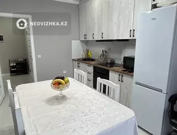 1-комнатная квартира, этаж 12 из 12, 39 м²